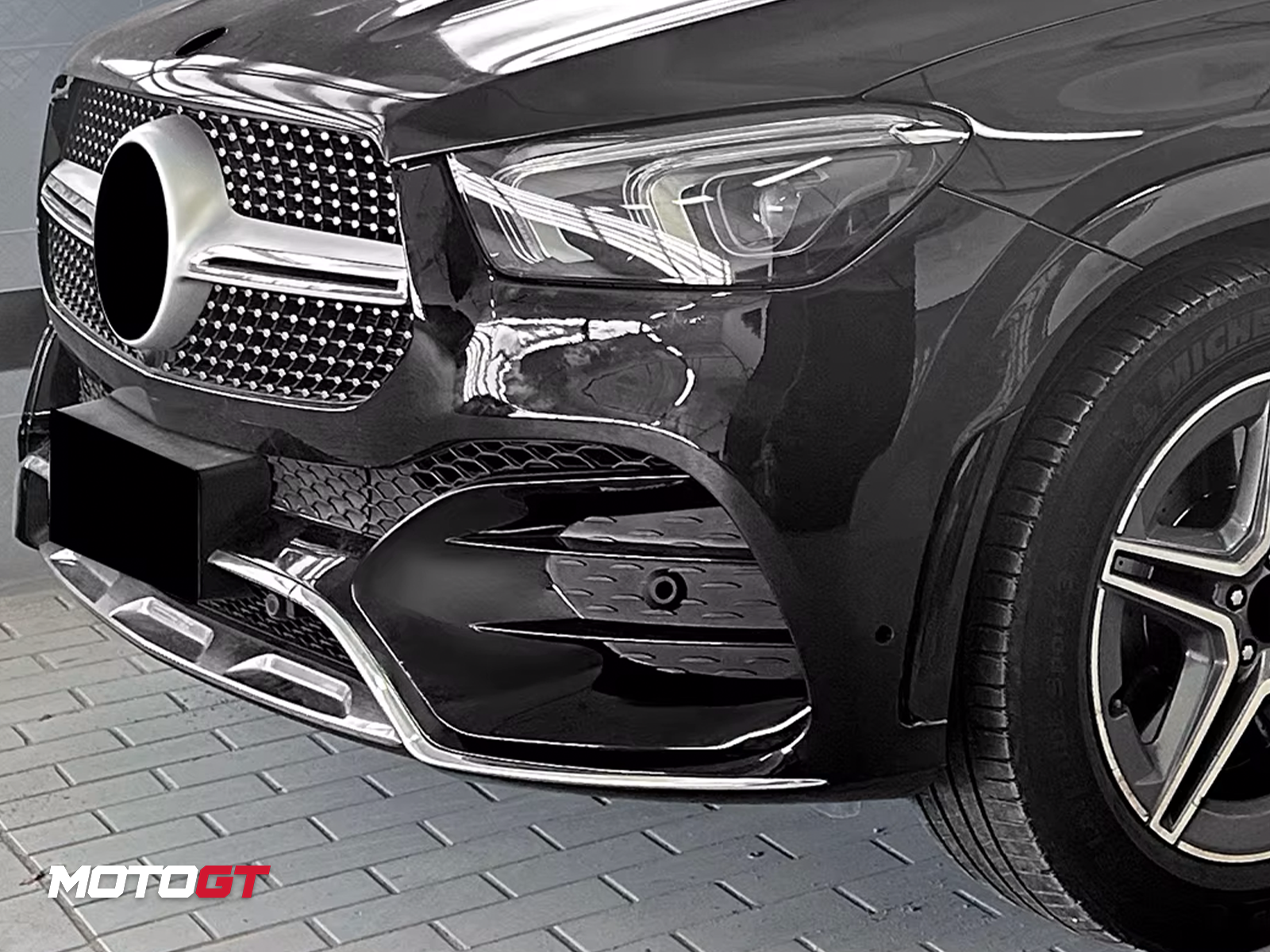 GLE CLASS FRONT GRILLE TRIM